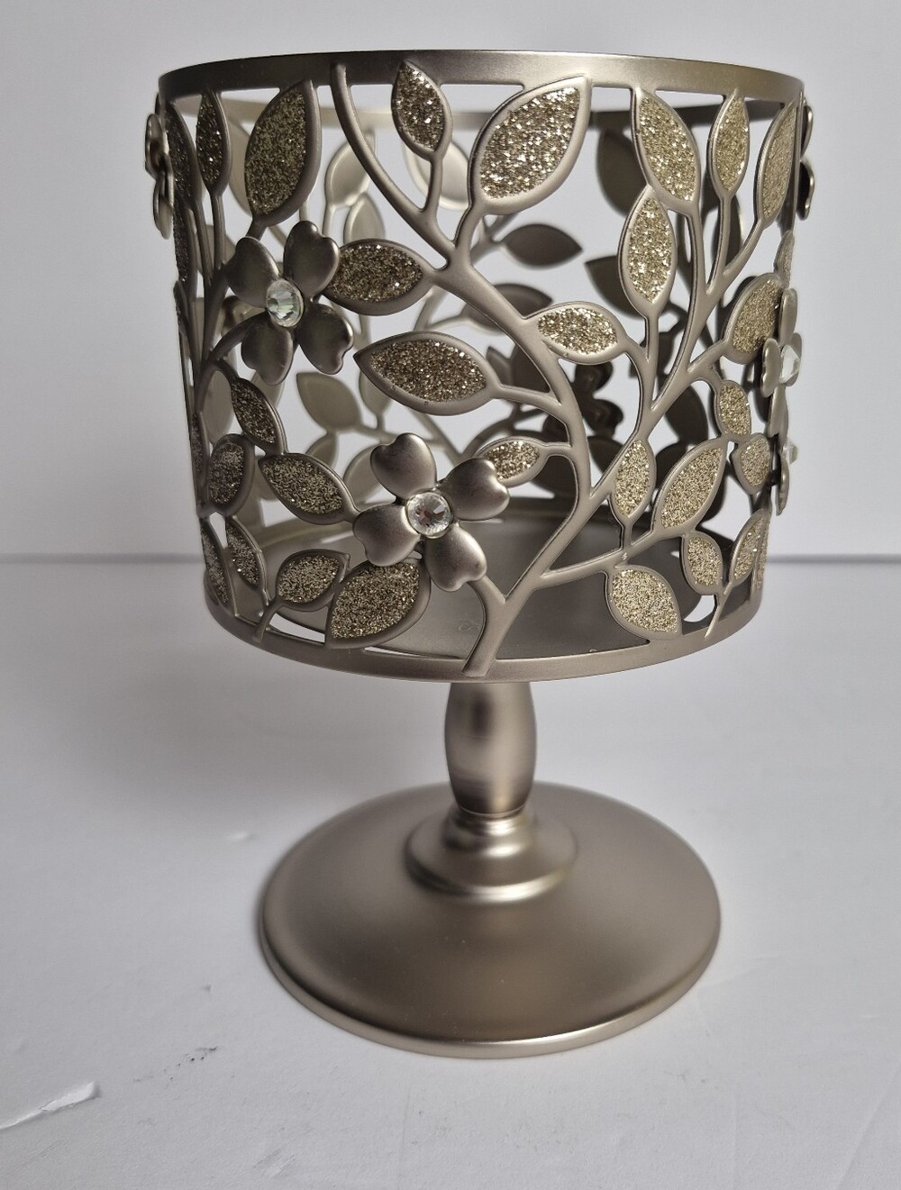 BBW Silver Dogwood 3 Wick Candle Pedestal / Holder Home Fragrance Decor Southern